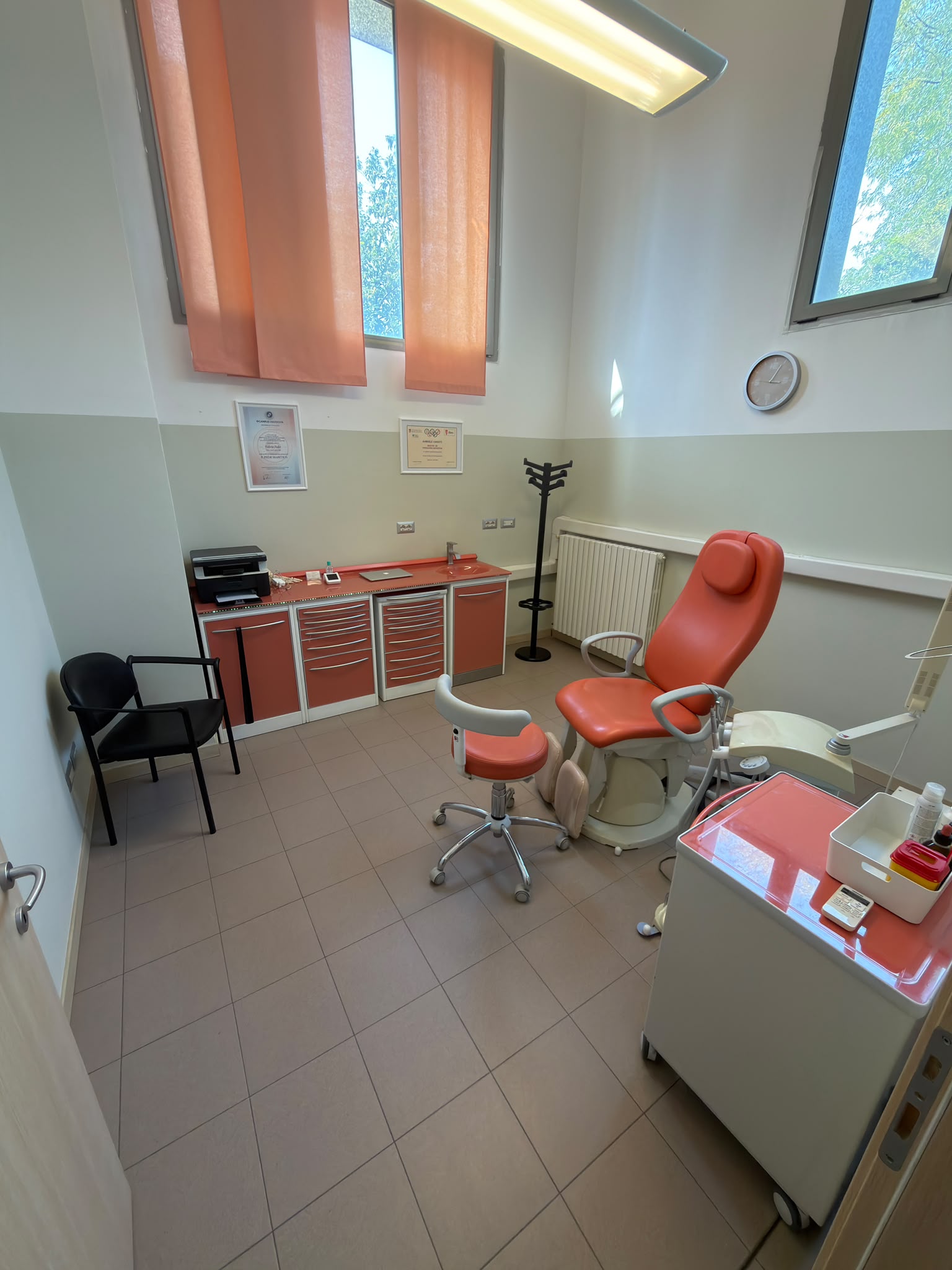 Ambulatorio dello Studio Podologico Carioti Feder con riunito podologico
